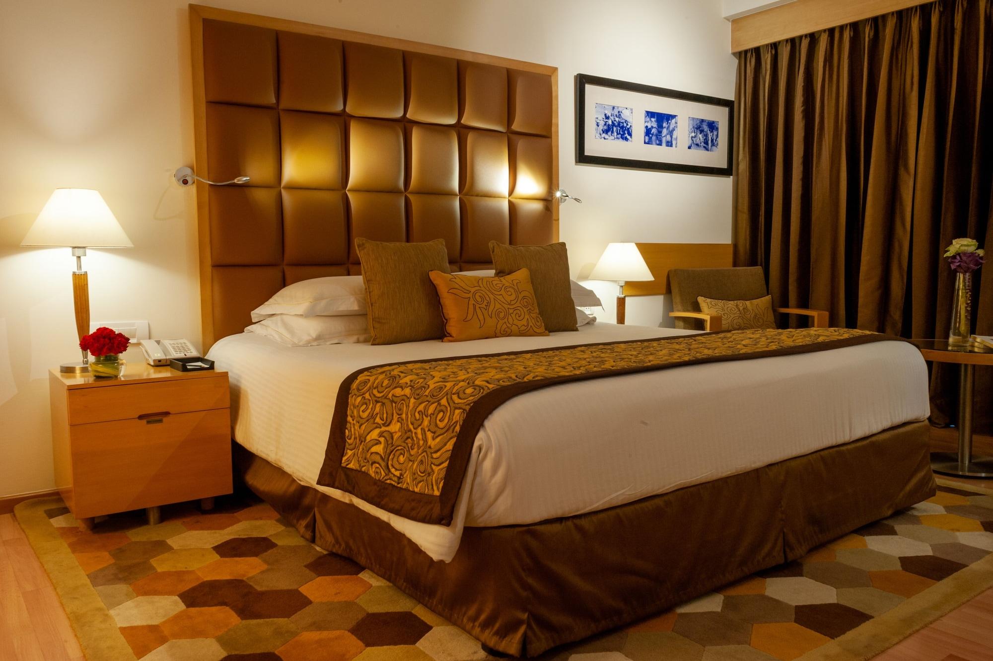 Taj Чандігарх Екстер'єр фото A room at the hotel