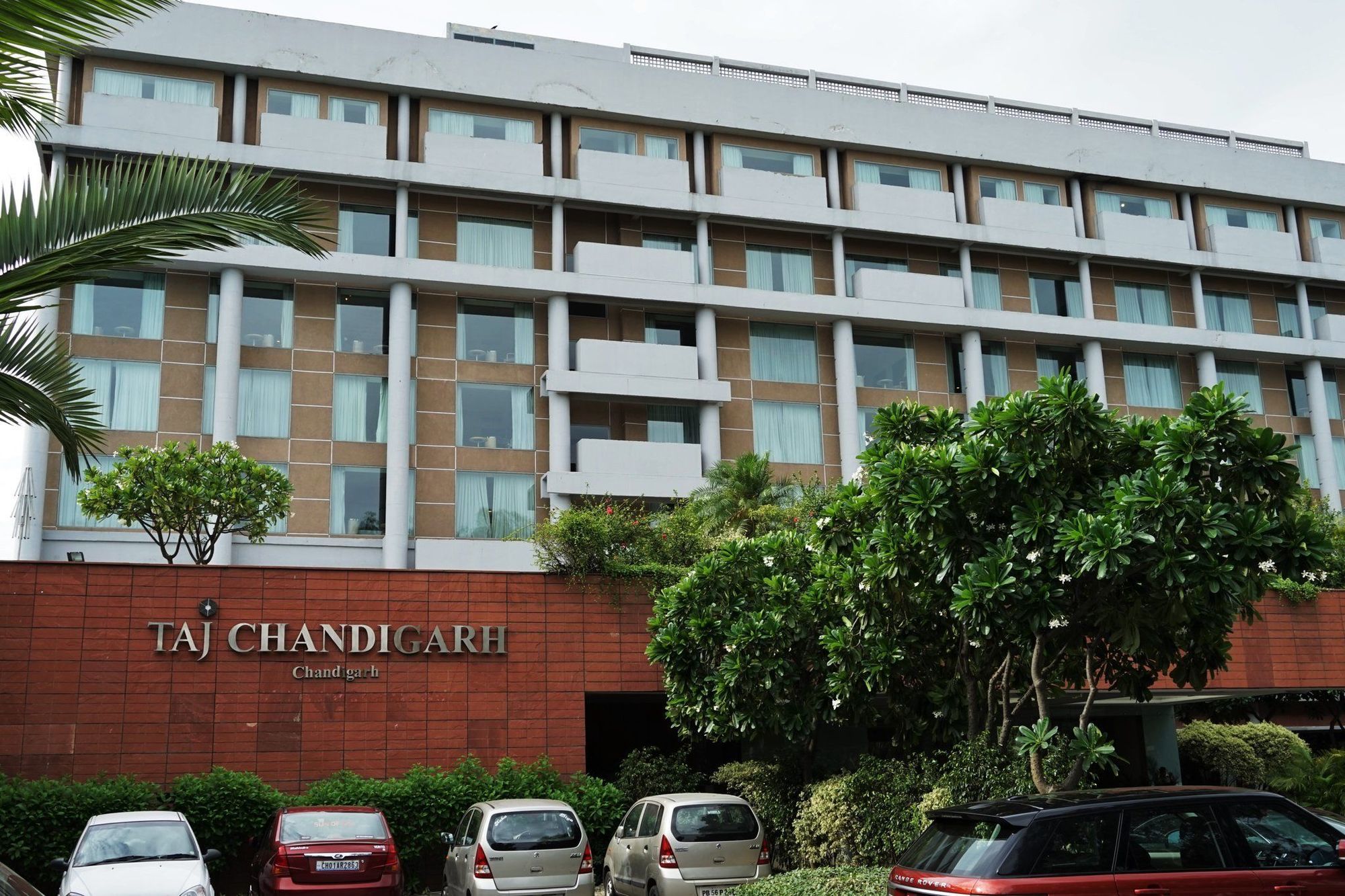 Taj Чандігарх Екстер'єр фото Taj Chandigarh