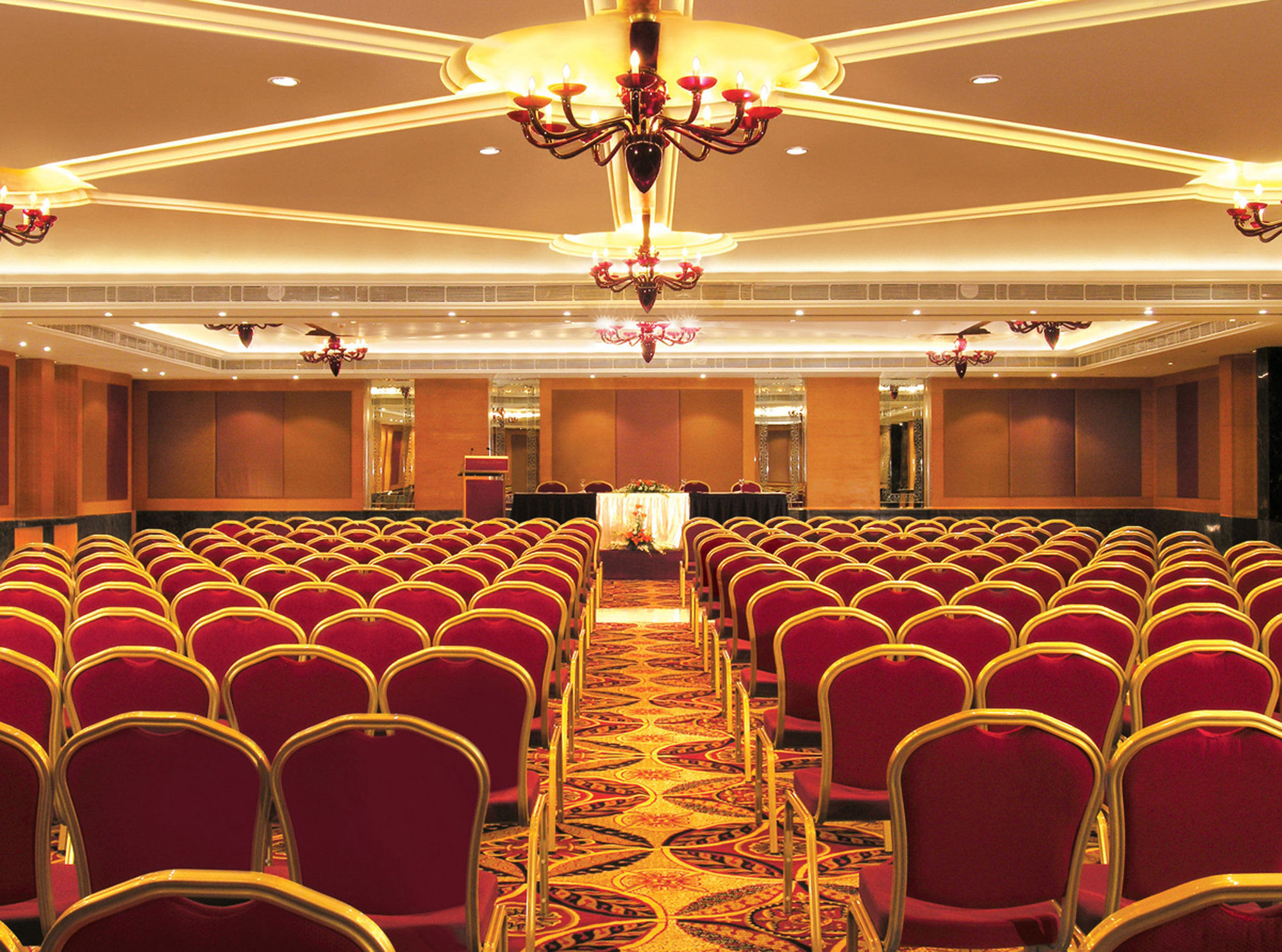 Taj Чандігарх Зручності фото The Grand Ballroom